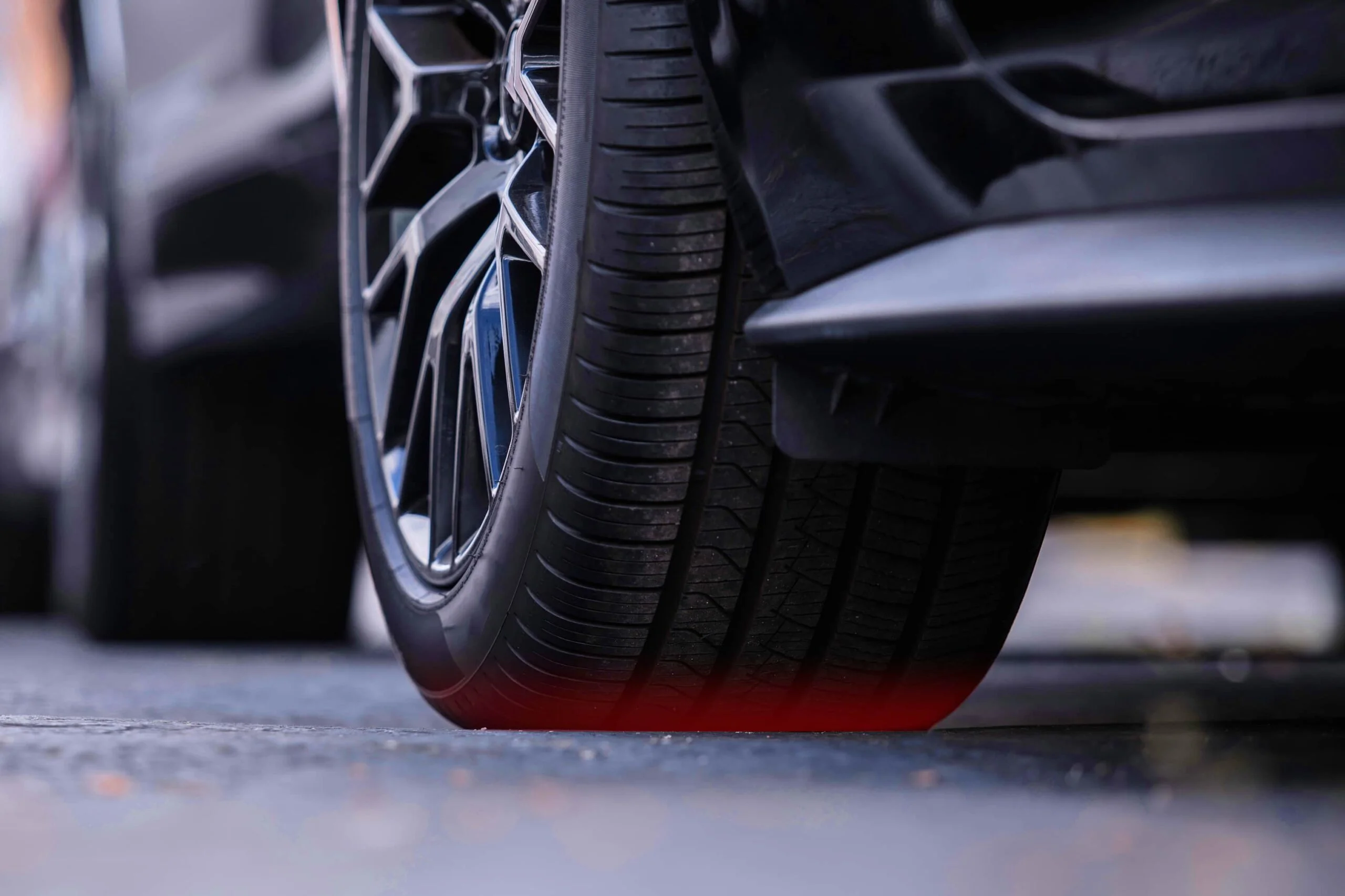 Will Flat Spot On Tire Correct Itself? Most Probably Yes, But. 1 Tire Flat Spot