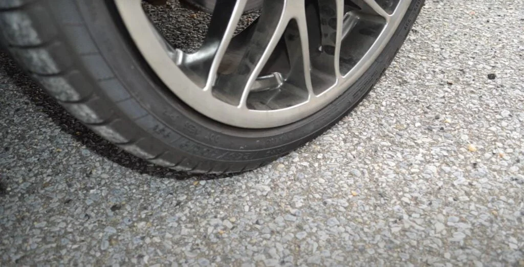 Your Ultimate Guide To Low-Profile Tires: Pros, Cons & FAQs 6 Flar Low Profile Tire